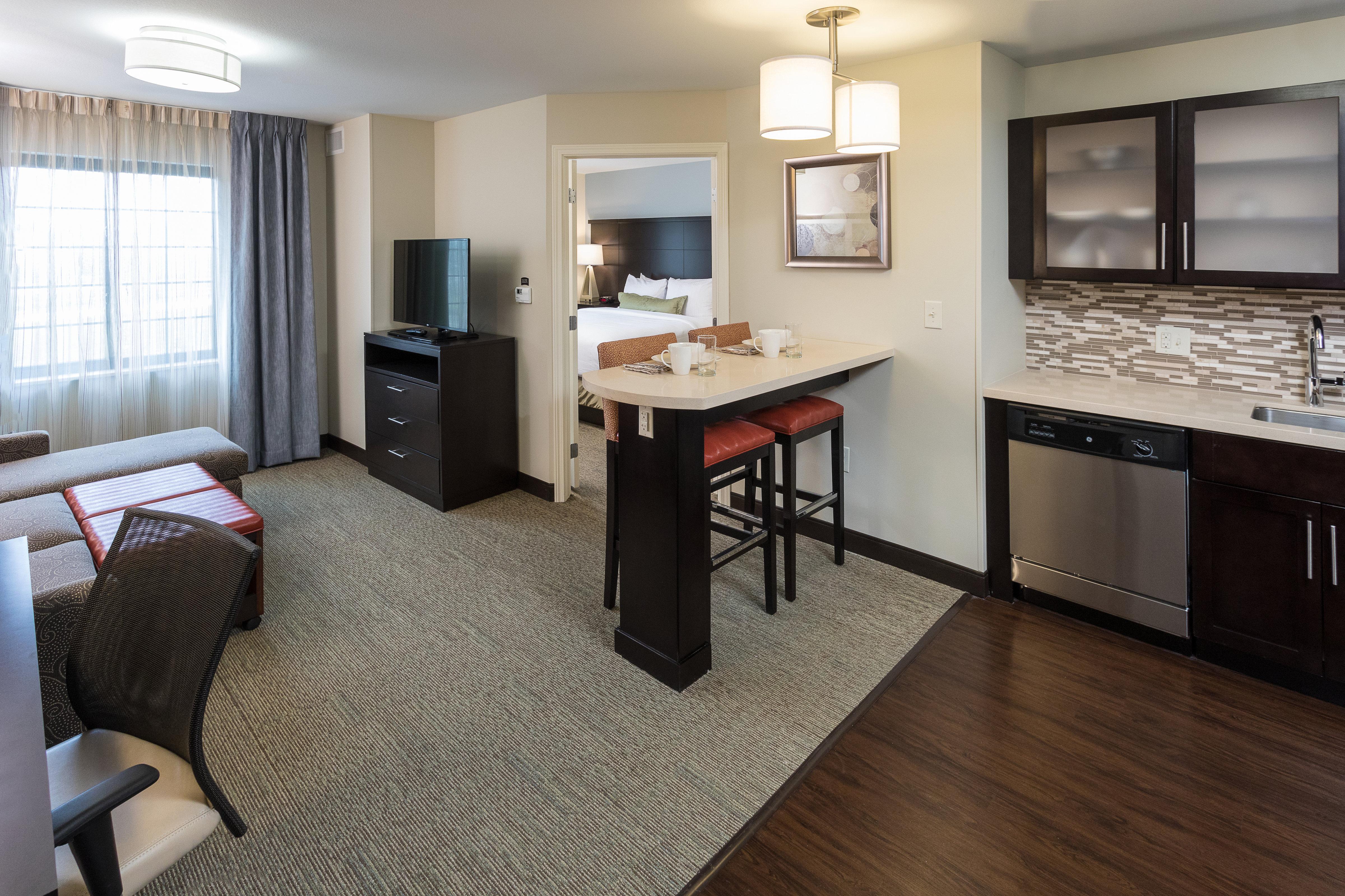 Staybridge Suites Omaha West, An Ihg Hotel Экстерьер фото