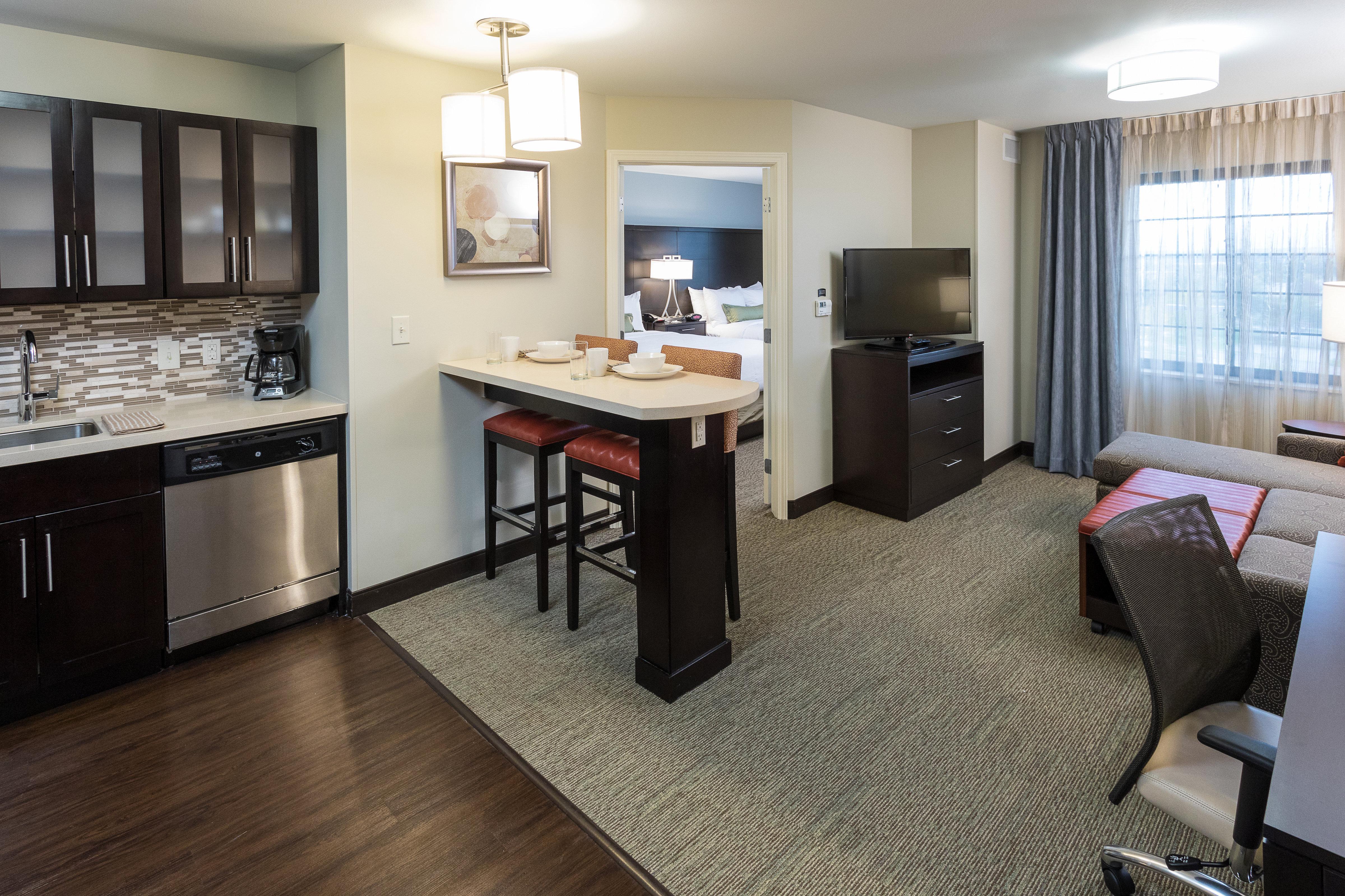 Staybridge Suites Omaha West, An Ihg Hotel Экстерьер фото